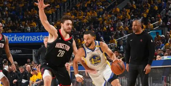 凯尔特人B队轻取菲律宾男篮，库里送出助攻的简单介绍