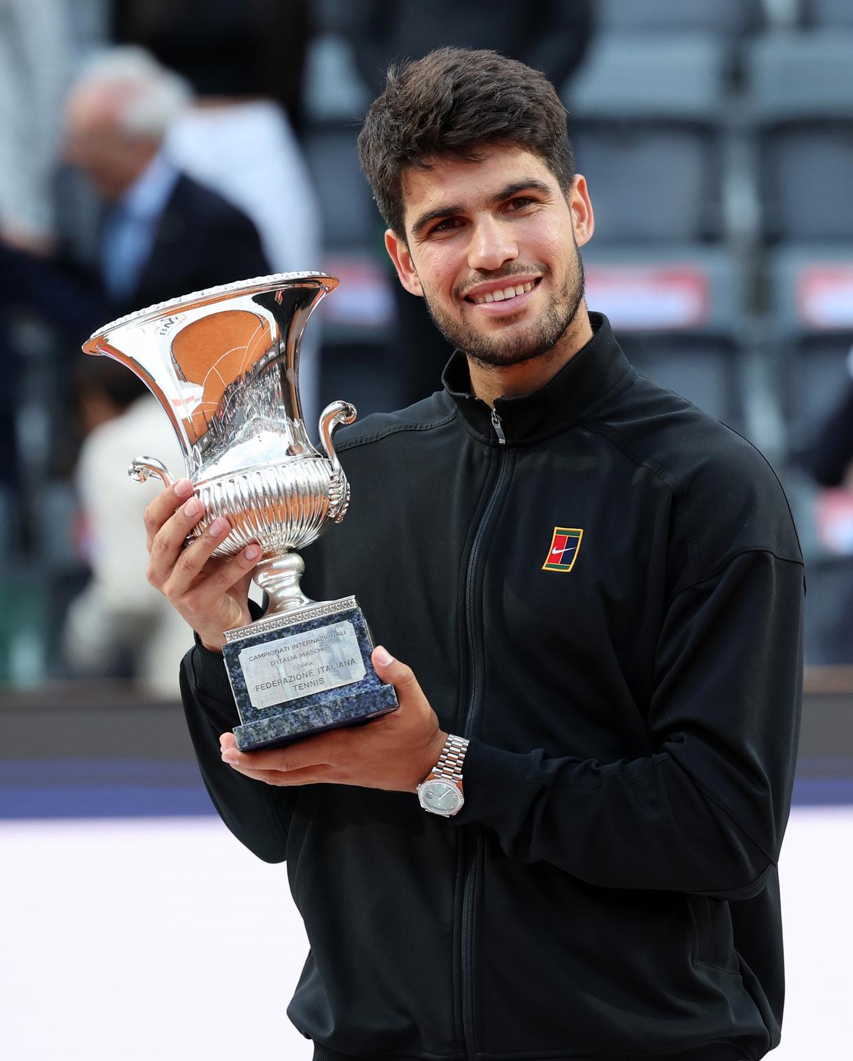 法国网球队血洗意大利网球队，阿尔卡拉斯爆发神勇的简单介绍