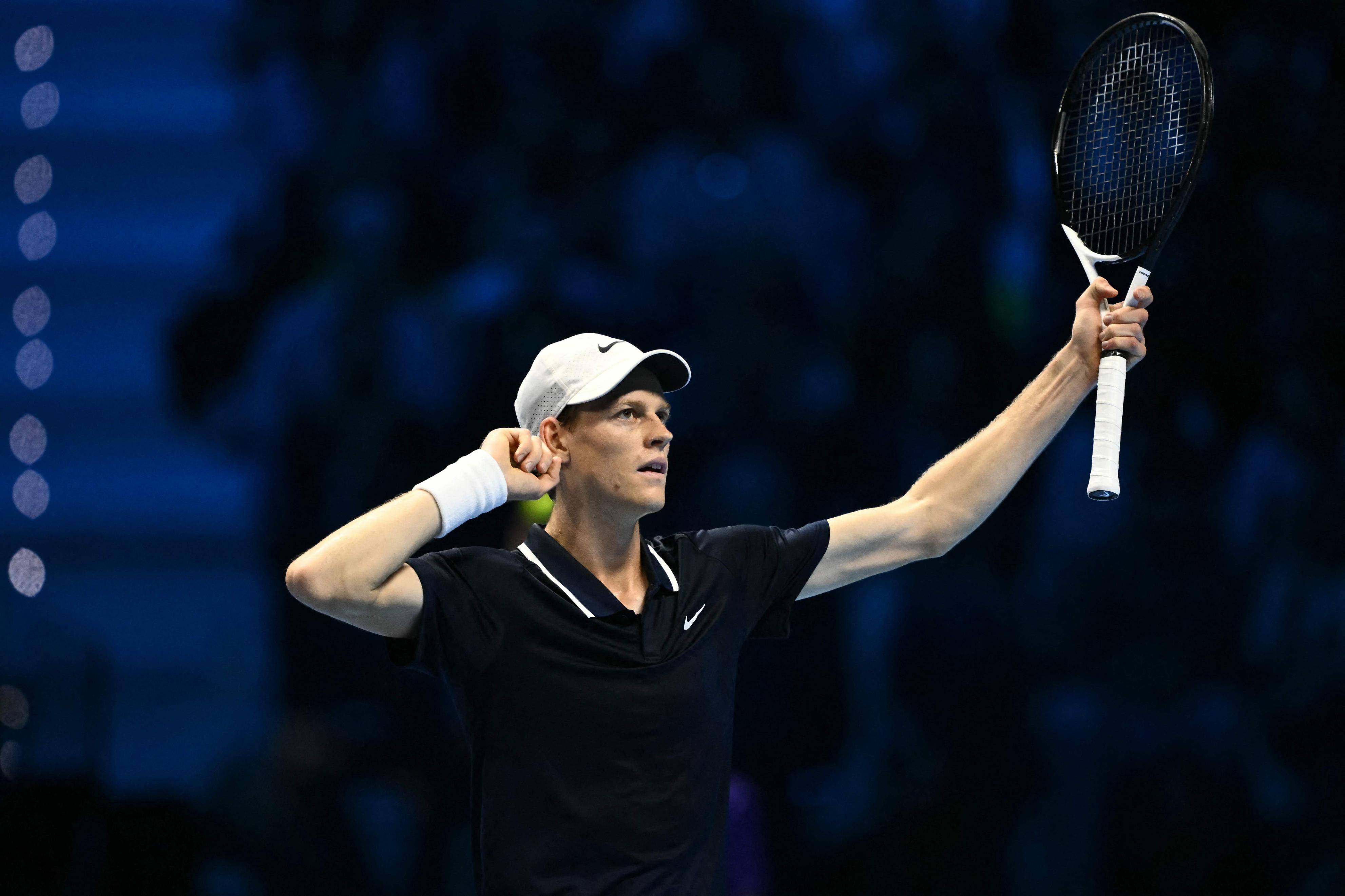 法国网球队险胜欧洲网球队，克耶高斯制霸全场