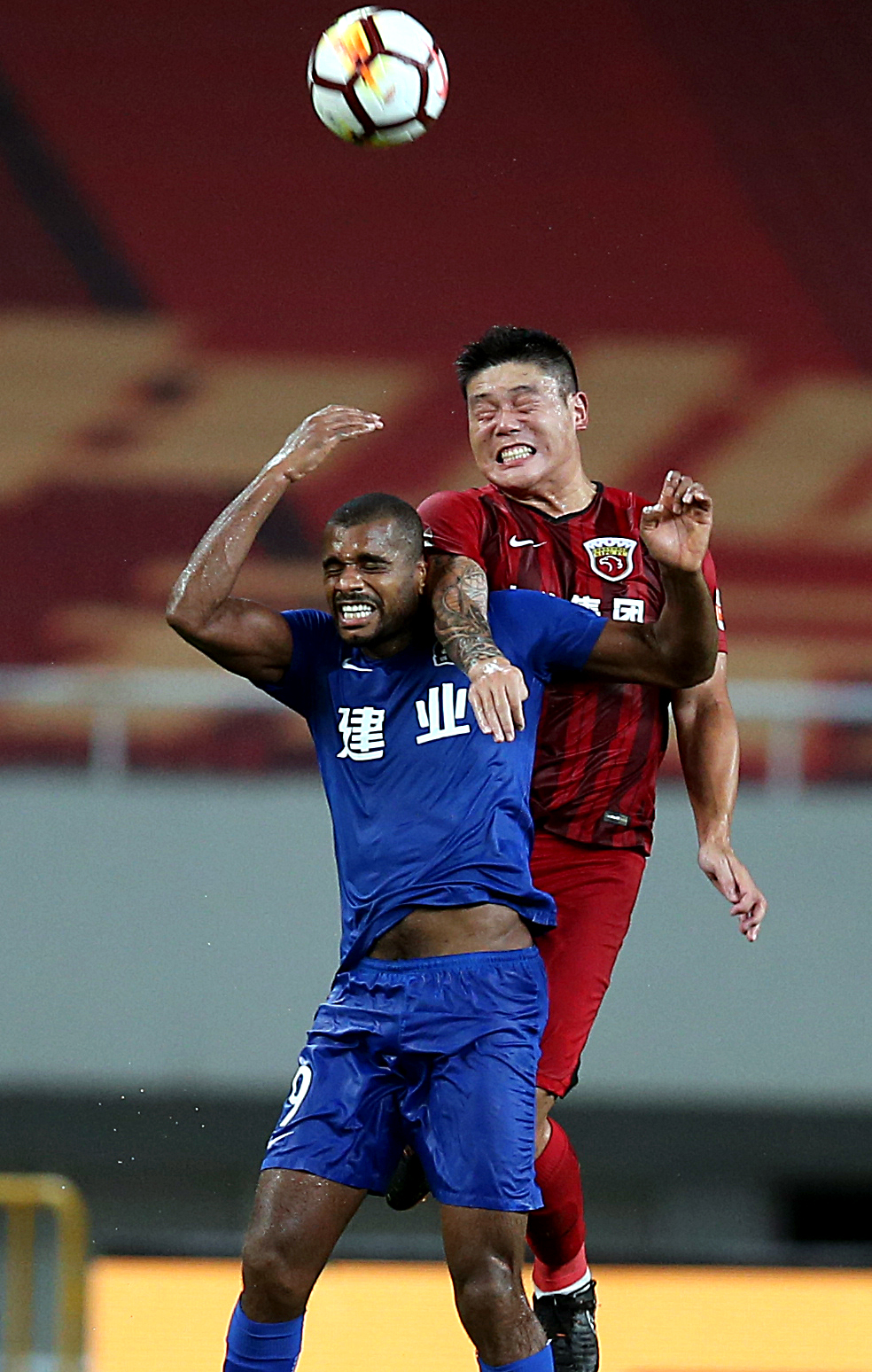 爱游戏APP-关于河南建业在比赛中实力碾压对手，笑傲赛场的信息