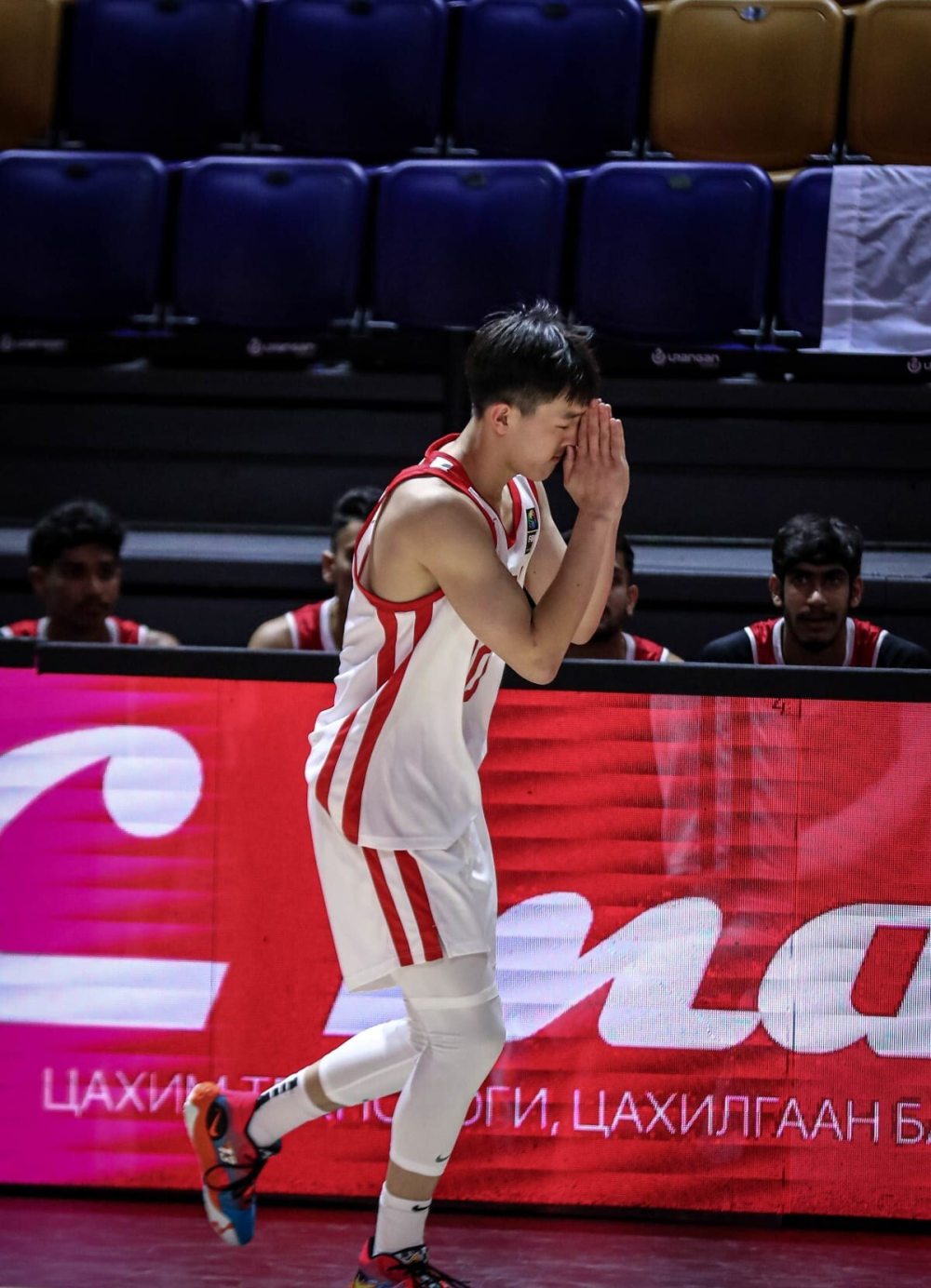 关于篮球赛季首轮比赛完美收官,球迷期待下一场的信息 关于篮球赛季首轮比赛完美收官,球迷期待下一场的信息