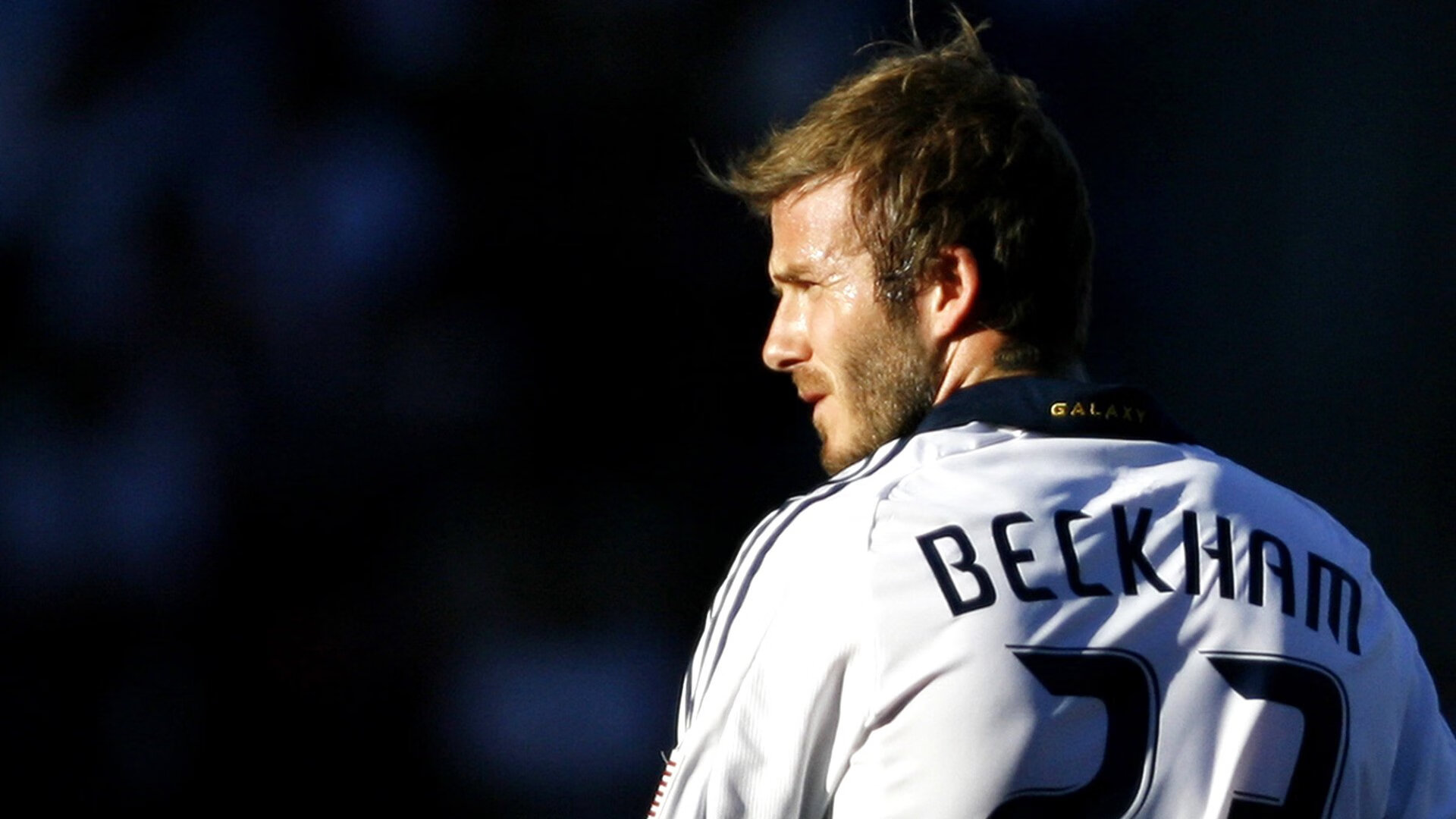 世界排名争夺战焦点战，广东队全面压制火箭，战术纪律铸就胜利