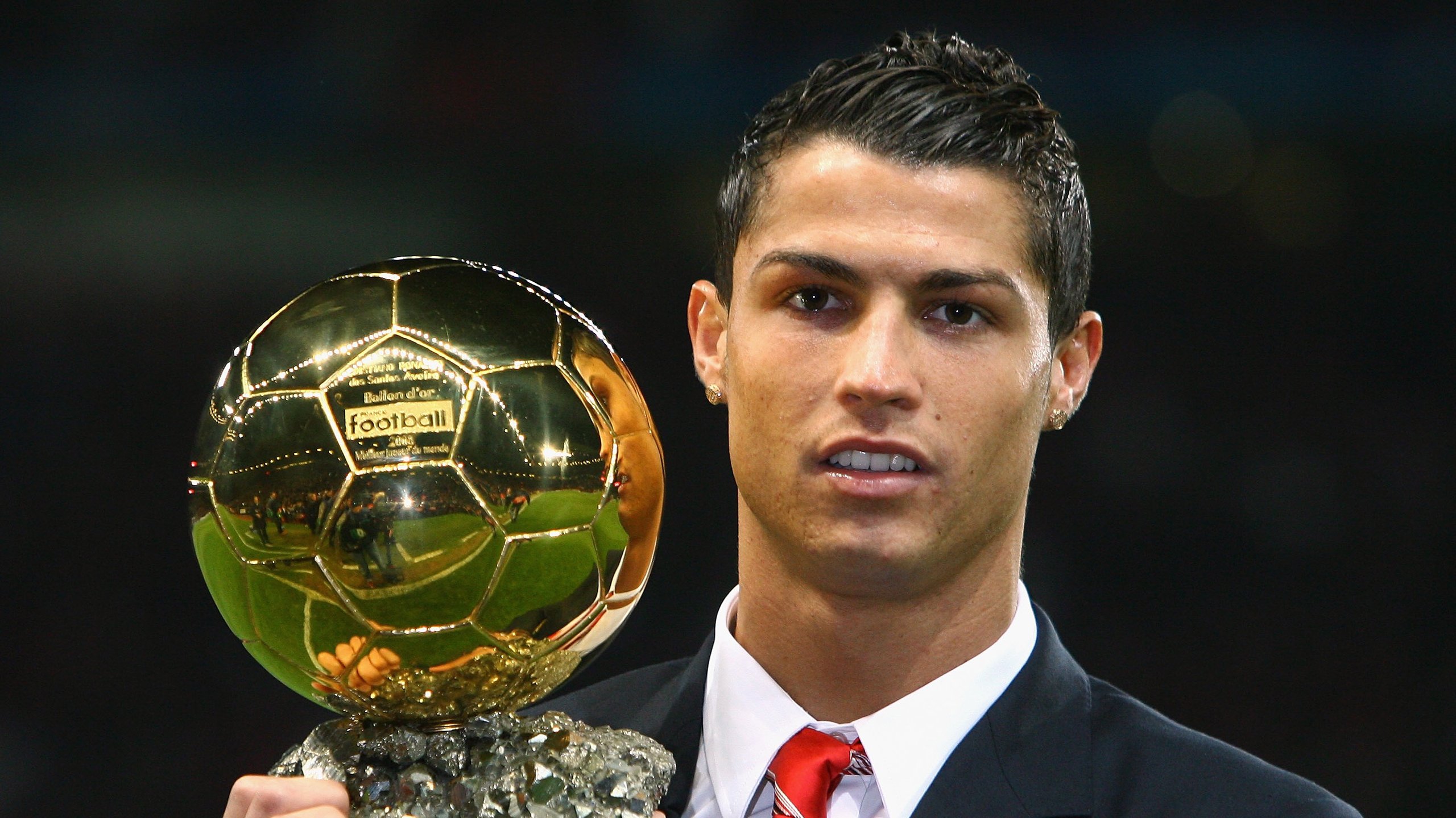 当文艺复兴遇见雷鬼节拍，阿尔瓦雷斯如何用佛罗伦萨的节奏，让牙买加足球失声