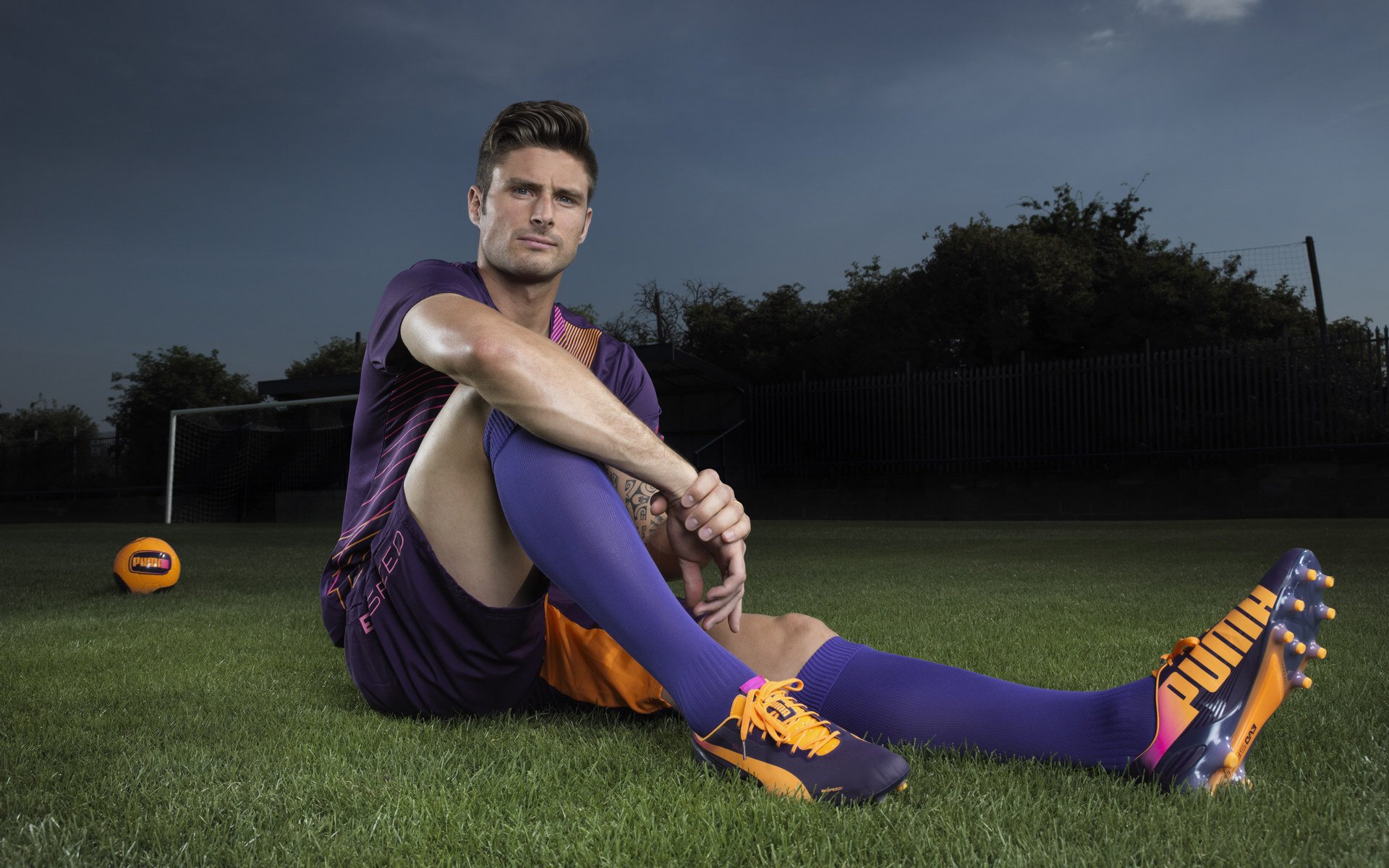 林高远高光时刻，英格兰队惊天逆转波兰队背后的东方力量